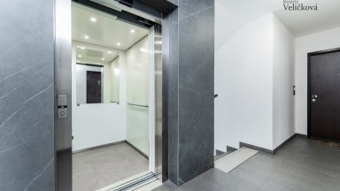 Prodej krásného bytu 2+kk v novostavbě ve Farářství - Hradec Králové