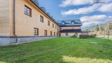  Apartmán 1+kk se spacím koutem a předzahrádkou v novostavbě - Zlatá vyhlídka v Jánských Lázních