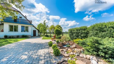 Prodej krásného rodinného domu po rekonstrukci 5+kk se zahradou v Pohoří u Dobrušky