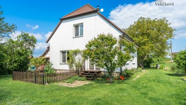 Prodej krásného rodinného domu po rekonstrukci 5+kk se zahradou v Pohoří u Dobrušky