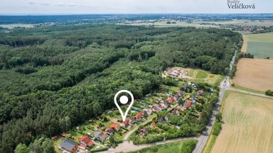 Prodej krásné zděné chaty v kouzelném prostředí u lesa, Hradec Králové - Divec