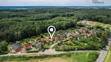 Prodej krásné zděné chaty v kouzelném prostředí u lesa, Hradec Králové - Divec