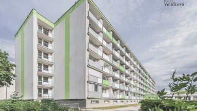 Prodej pěkného bytu 1+kk v Hradci Králové - ulice Brožíkova (Moravské Předměstí)