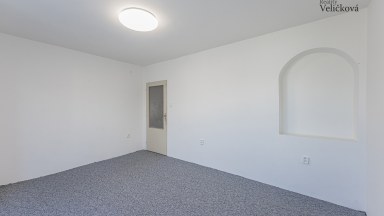 Prodej pěkného řadového domu 6+1 se zahradou 340m v Albrechticích nad Orlicí