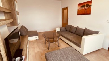 Pronájem vybaveného bytu 2+1 v Hradci Králové v ulici Štefánikova