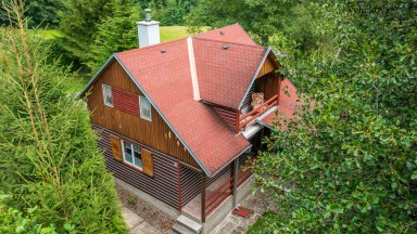 Prodej krásné chaty 4+kk poblíž vodní nádrže Pastviny - na okraji Klášterce nad Orlicí