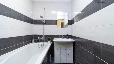 Prodej luxusního bytu 3+1 s prostornou lodžií a krásnými výhledy v samém centru Pardubic