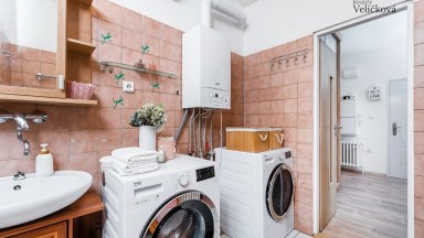 Pronájem podkrovního bytu 3+kk v centru města Hradce Králové - ulice Čelakovského