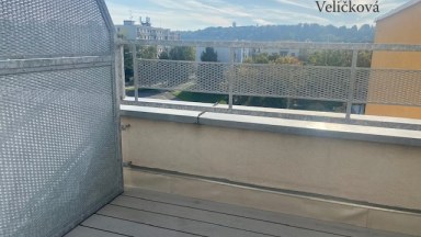 Pronájem prostorného bytu  1+1 s terasou v novostavbě v Hradci Králové - Labská Louka