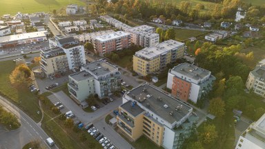 Pronájem prostorného bytu  1+1 s terasou v novostavbě v Hradci Králové - Labská Louka