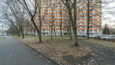 Prodej pěkného bytu 3+1 se zasklenou lodžií a balkonem - 63 m2,  v ulici Severní, Hradec Králové 