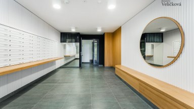 Prodej krásného bytu 2+kk s prostorným balkonem a sklepem v nově vznikající rezidenci Zahálka