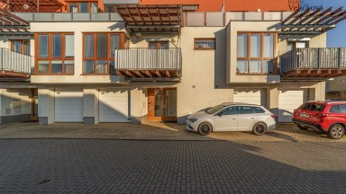 Prodej krásného bytu v novostavbě 2+kk s balkonem v ulici K Meteoru, Svobodné Dvory, Hradec Králové 