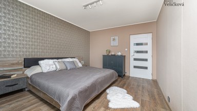 Prodej krásného bytu 3+1 po rekonstrukci v oblíbené městské části Hradce Králové - Věkoše