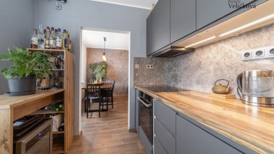 Prodej krásného bytu 3+1 po rekonstrukci v oblíbené městské části Hradce Králové - Věkoše