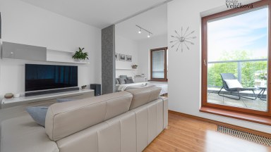 Prodej jedinečného bytu 1+kk s terasou v novostavbě na Labském Palouku v Pardubicích