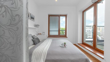 Prodej jedinečného bytu 1+kk s terasou v novostavbě na Labském Palouku v Pardubicích