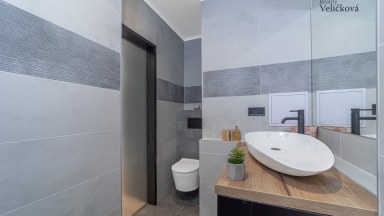 Prodej krásného bytu 1+kk po rekonstrukci v ulici Brožíkova v Hradci Králové