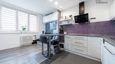 Pronájem krásného bytu po rekonstrukci 2+kk v Hradci Králové - v ulici Durychova