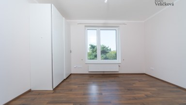 Pronájem nádherného bytu 3+kk  v novostavbě s terasou v Hradci Králové - Farářství