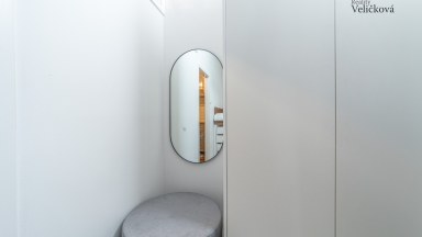 Prodej krásného zrekonstruovaného bytu 2+1 v centru Hradce Králové - Okružní ulice