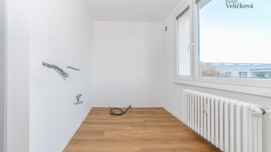 Prodej krásného, nově zrekonstruovaného družstevního bytu 3+1 v ul. M. Horákové, Hradec Králové