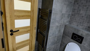 Pronájem luxusního bytu 1+kk se zasklenou lodžií v Hradci Králové - Moravské Předměstí