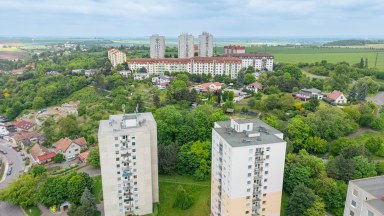 Zrekonstruovaný byt 3+1 s nádhernými výhledy na Chrudim, ulice Malecká