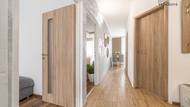 Krásný, zrekonstruovaný byt 3+1 s balkonem v Hradci Králové - Sekaninova
