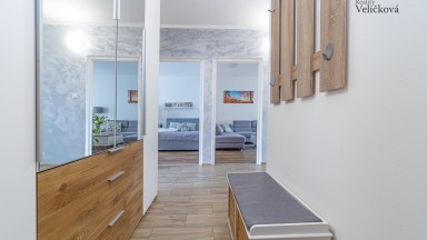 Krásný, zrekonstruovaný byt 3+1 s balkonem v Hradci Králové - Sekaninova