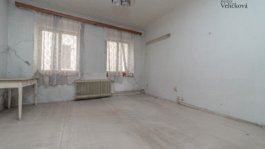 Prodej historického činžovního domu přímo na Velkém náměstí v Hradci Králové 