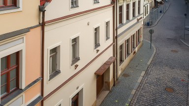 Prodej historického činžovního domu přímo na Velkém náměstí v Hradci Králové 