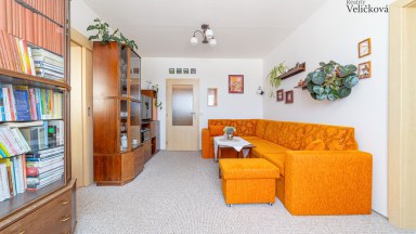 Prodej slunného bytu 3+1, 76m², s balkonem a nádherným výhledem – Náchod (Staré Město nad Metují)