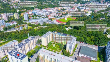 Prodej slunného bytu 3+1, 76m², s balkonem a nádherným výhledem – Náchod (Staré Město nad Metují)