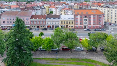 Vkusně zrekonstruovaný byt 3+kk v centru města Hradce Králové s možností využívání zahrady ve dvoře