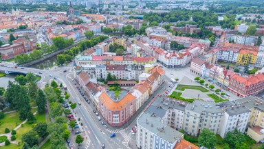 Vkusně zrekonstruovaný byt 3+kk v centru města Hradce Králové s možností využívání zahrady ve dvoře