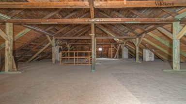 Prodej historického činžovního domu v úpatí krkonošského národního parku 