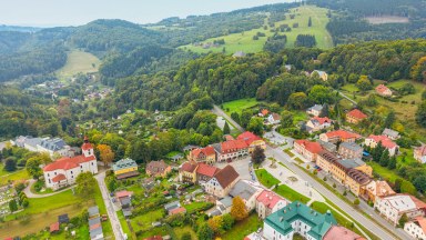 Prodej historického činžovního domu v úpatí krkonošského národního parku 