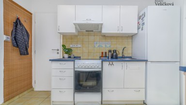 Prodej částečně zrekonstruovaného bytu 2+kk v Hradci Králové na Moravském Př. - ul. Fričova