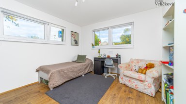 Prodej útulné novostavby rodinného domu 5+kk v obci Krakovany