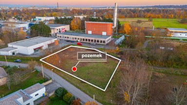 Pronájem víceúčelového komerčního pozemku – Hradec Králové