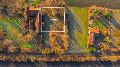 Prodej stavebního pozemku o výměře 986 m² v obci Běchary - Běchárky