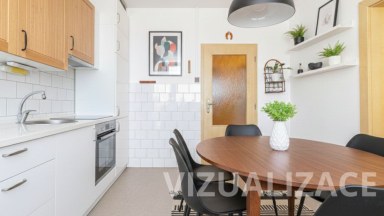 Prodej prostorného bytu 3+1, 76m², s balkonem a nádherným výhledem – Náchod (Staré Město nad Metují)