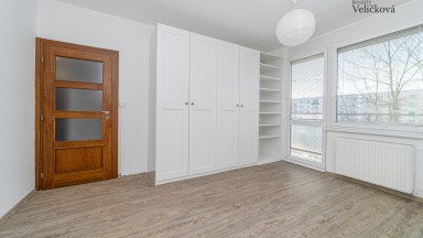 Prodej zrekonstruovaného bytu 3+kk/3+1 v Hradci Králové - Formánkova ulice (Moravské Předměstí)