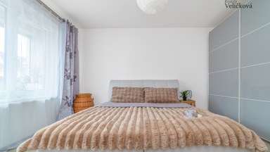 Prodej nádherného bytu 4+kk/3+1 o celkové výměře 129 m2 v Praze - Kunraticích - ul. U Zeleného ptáka