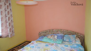 Prodej prostorného domu 5+1 v klidném místě poblíž centra Hradce Králové